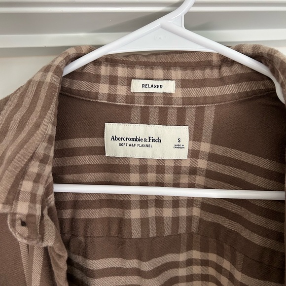 Abercrombie & Fitch Tan Plaid Flannel Shirt - Picture 2 of 3